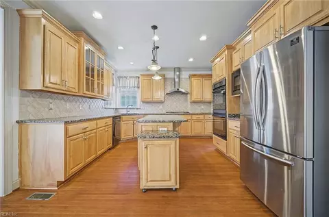Kitchen - 26 Castle Haven Rd, Hampton, VA 23666 photo 1 of 2