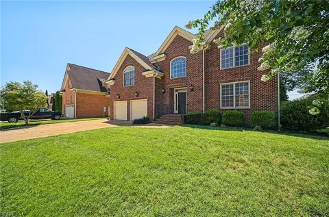 Exterior - 26 Castle Haven Rd, Hampton, VA 23666 photo 3 of 8