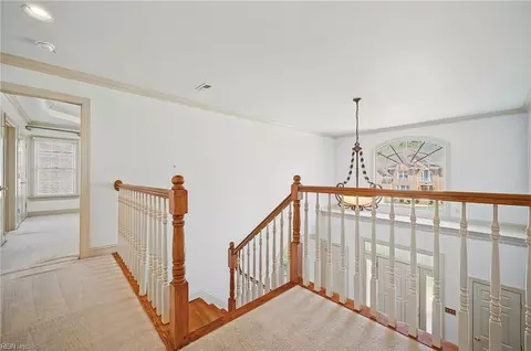 Entry Way - 26 Castle Haven Rd, Hampton, VA 23666 photo 2 of 2