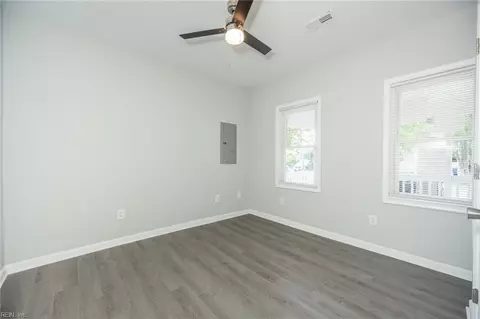 Bedroom - 3308 Lyons Ave, Norfolk, VA 23509 photo 2 of 3
