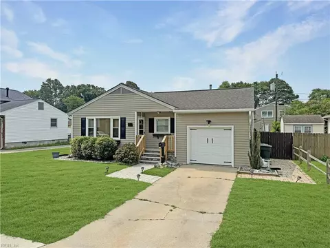 Exterior - 823 Headrow Ter, Hampton, VA 23666 photo 8 of 8