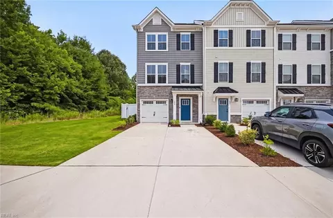 284 Tern Ave, Portsmouth, VA 23701