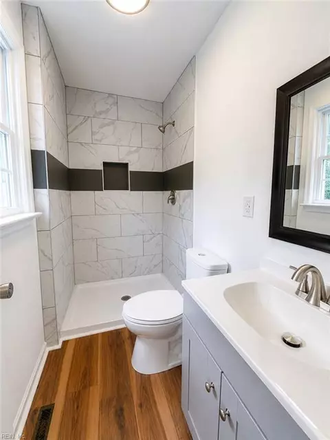 76 Moonlight Rd, Smithfield, VA 23430 photo 19