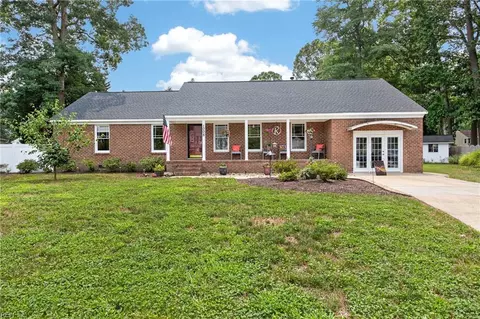 1008 Chalbourne Dr, Chesapeake, VA 23322