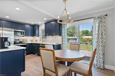 633 Nottingham Dr, Hampton, VA 23669 photo 5