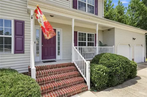 301 Forest View Ln, Smithfield, VA 23430 photo 5