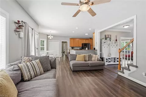 301 Forest View Ln, Smithfield, VA 23430 photo 13