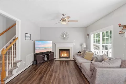 301 Forest View Ln, Smithfield, VA 23430 photo 7