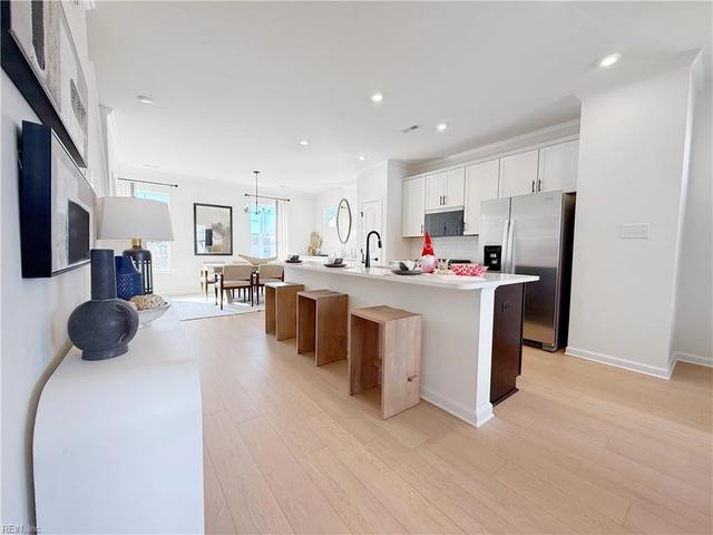 2010 Melbourne St, Newport News, VA 23608
