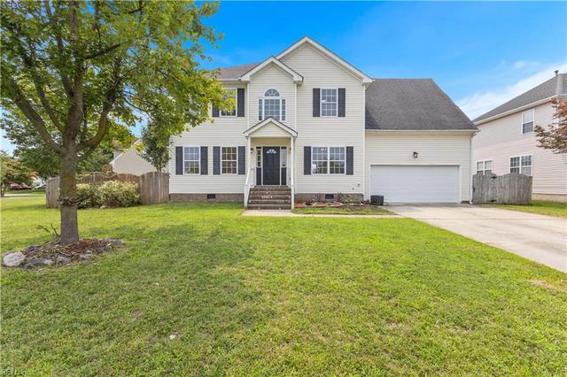 892 Daniel Maloney Dr, Virginia Beach, VA 23464