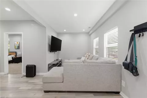 Other - 139 Locust Ave, Hampton, VA 23661 photo 2 of 6