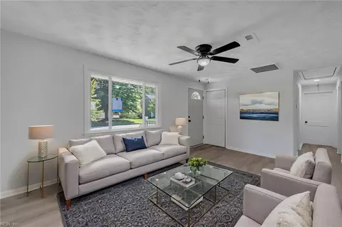 Living - 129 Jordan Dr, Hampton, VA 23666 photo 1 of 1
