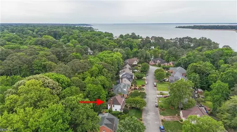 106 Millers Cove Rd, Newport News, VA 23602