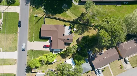 229 Newtown Rd S, Norfolk, VA 23502