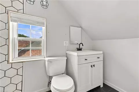 Bath - 3452 W Bonner Dr, Norfolk, VA 23513 photo 3 of 3