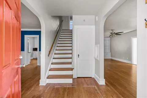Entry Way - 118 Braddock Rd, Hampton, VA 23669 photo 1 of 3