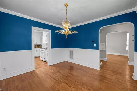 Dining - 118 Braddock Rd, Hampton, VA 23669 photo 1 of 2