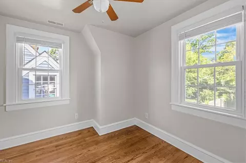 Bedroom - 118 Braddock Rd, Hampton, VA 23669 photo 5 of 10
