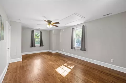 Bedroom - 118 Braddock Rd, Hampton, VA 23669 photo 2 of 10