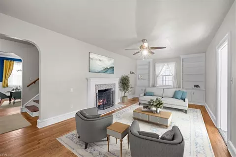 Living - 118 Braddock Rd, Hampton, VA 23669 photo 4 of 5