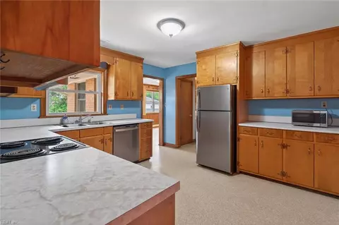 Kitchen - 110 Marvin Dr, Hampton, VA 23666 photo 2 of 2