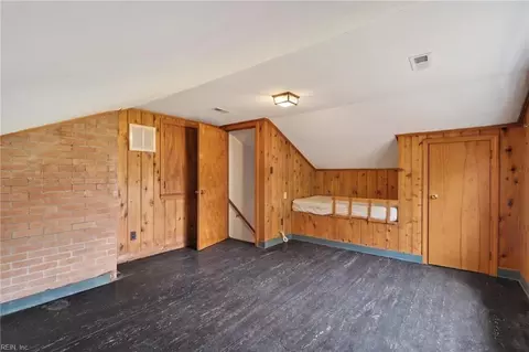 Bedroom - 110 Marvin Dr, Hampton, VA 23666 photo 3 of 10