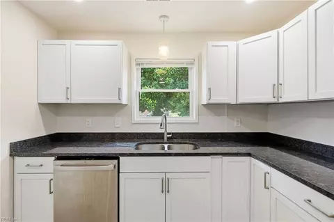 Kitchen - 2301 Rush St, Norfolk, VA 23513 photo 5 of 7