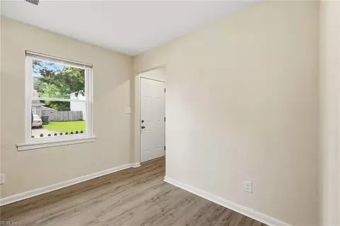 Entry Way - 2301 Rush St, Norfolk, VA 23513 photo 2 of 2