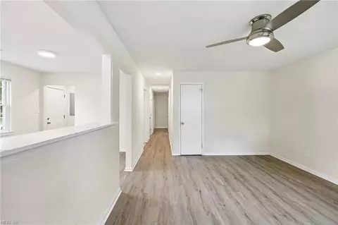 Entry Way - 2301 Rush St, Norfolk, VA 23513 photo 1 of 2