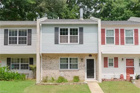 49 Oneonta Dr, Newport News, VA 23602