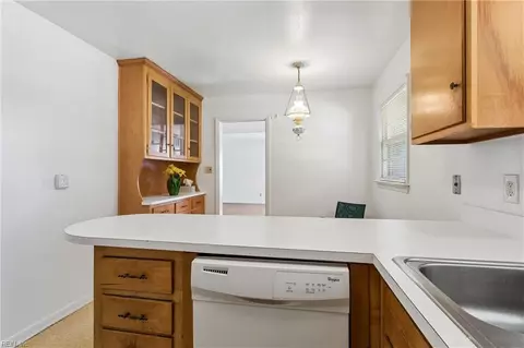 4 Mimosa Cres, Hampton, VA 23661 photo 15