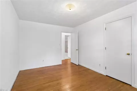 4 Mimosa Cres, Hampton, VA 23661 photo 28
