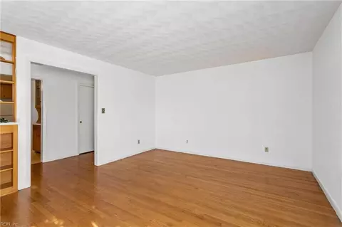 4 Mimosa Cres, Hampton, VA 23661 photo 21