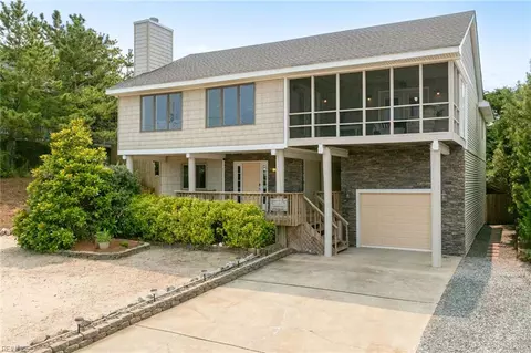 2581 Sandpiper Rd, Virginia Beach, VA 23456