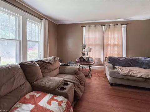 Living - 772 Shell Rd, Chesapeake, VA 23323 photo 1 of 1