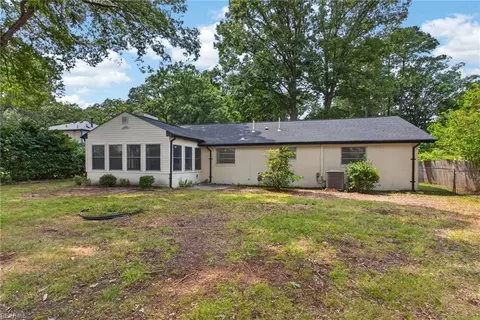 Exterior - 43 Azalea Dr, Hampton, VA 23669 photo 5 of 5