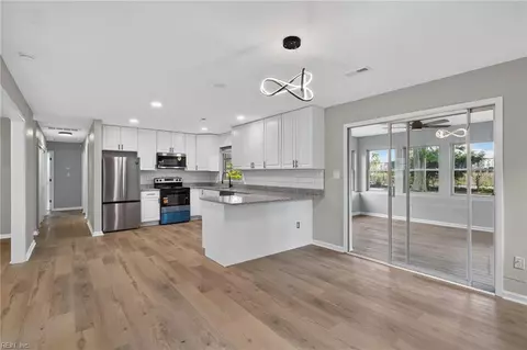 Other - 43 Azalea Dr, Hampton, VA 23669 photo 3 of 6