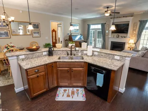 3209 Dodd Dr, Chesapeake, VA 23323 photo 9