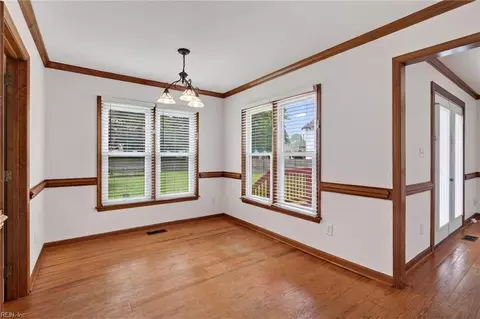 Other - 4 Cambridge Pl, Hampton, VA 23669 photo 5 of 7