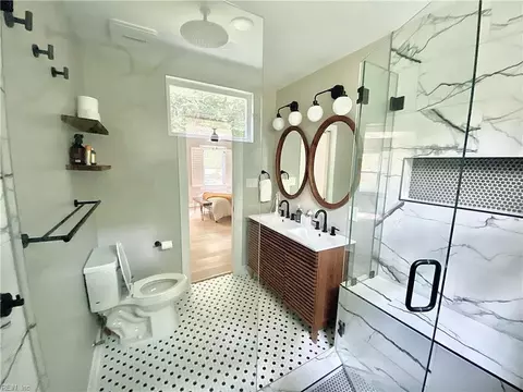 Bath - 7615 Gloucester Village Dr, Gloucester, VA 23061 photo 1 of 5