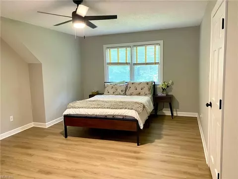 Bedroom - 7615 Gloucester Village Dr, Gloucester, VA 23061 photo 4 of 5