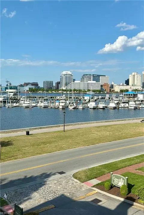 155 Crawford Pw Pkwy, Portsmouth, VA 23704
