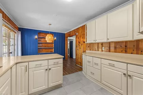 Kitchen - 131 Robinson Rd, Hampton, VA 23661 photo 3 of 5