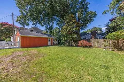 Exterior - 131 Robinson Rd, Hampton, VA 23661 photo 11 of 11