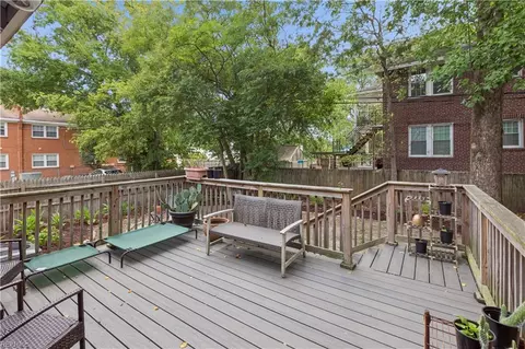 Exterior - 2104 Hampton Blvd, Norfolk, VA 23517 photo 6 of 12