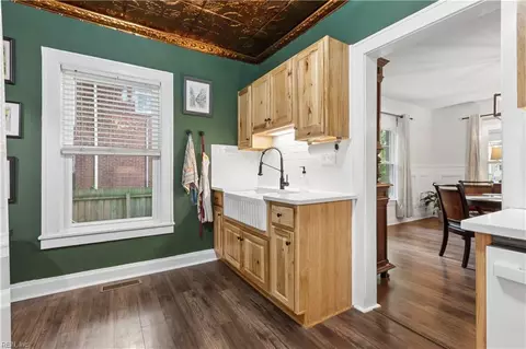 Kitchen - 2104 Hampton Blvd, Norfolk, VA 23517 photo 2 of 3