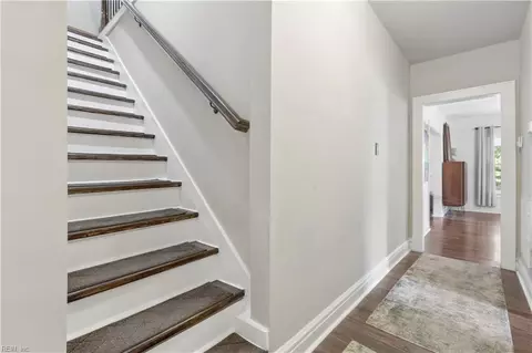 Entry Way - 2104 Hampton Blvd, Norfolk, VA 23517 photo 4 of 4