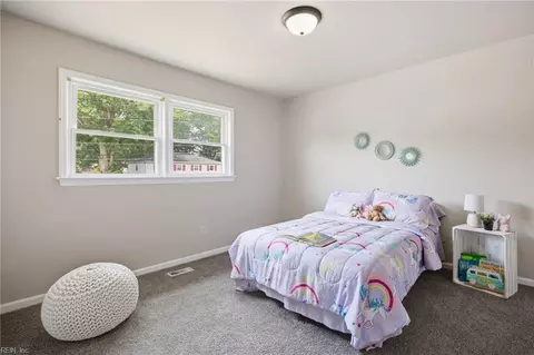 Bedroom - 213 Ward Dr, Hampton, VA 23669 photo 3 of 6