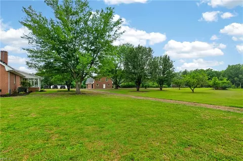 Exterior - 4516 Exeter Dr, Suffolk, VA 23434 photo 6 of 9