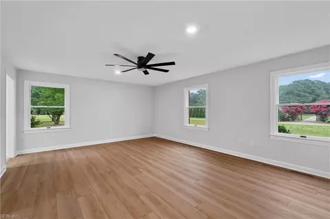 Living - 4516 Exeter Dr, Suffolk, VA 23434 photo 3 of 5
